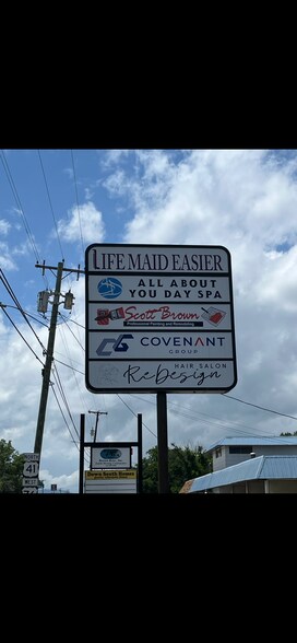 More Photos Of 6737 Ringgold Rd, East Ridge Office For Lease