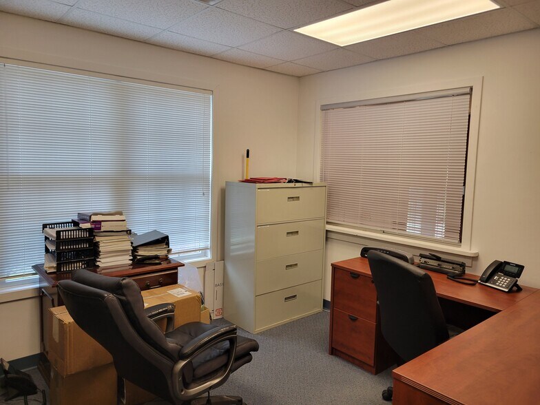 More Photos Of , Campbell Hall Office For Sale