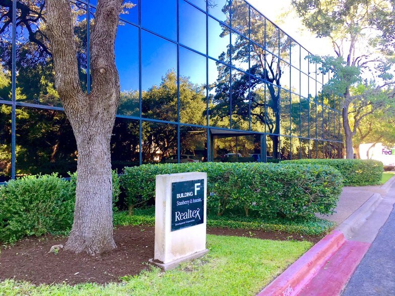 More Photos Of 1101 S Capital Of Texas Hwy, West Lake Hills Office For Lease