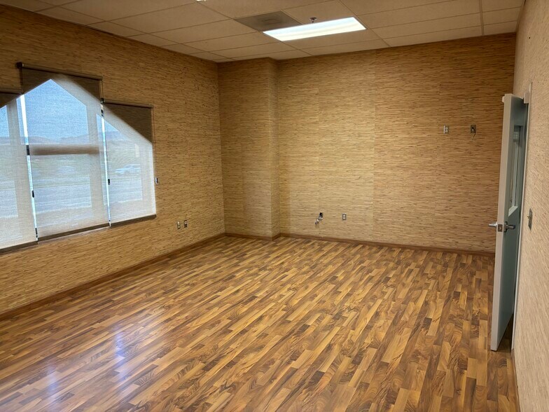 More Photos Of 6 Rossi Cir, Salinas Warehouse For Sale