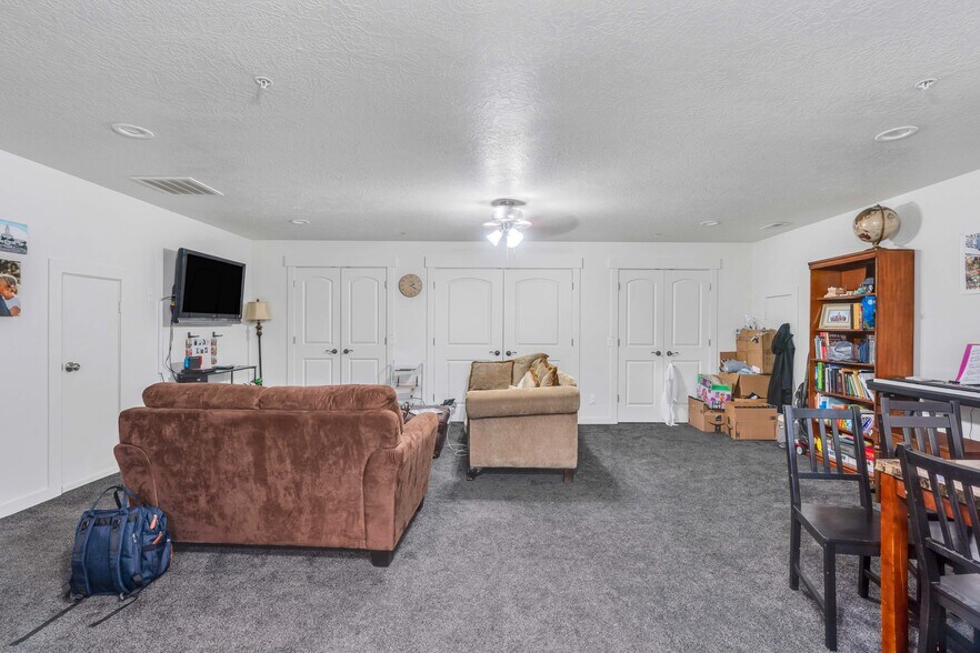 More Photos Of 737 N Main St, Springville Funeral Home For Sale