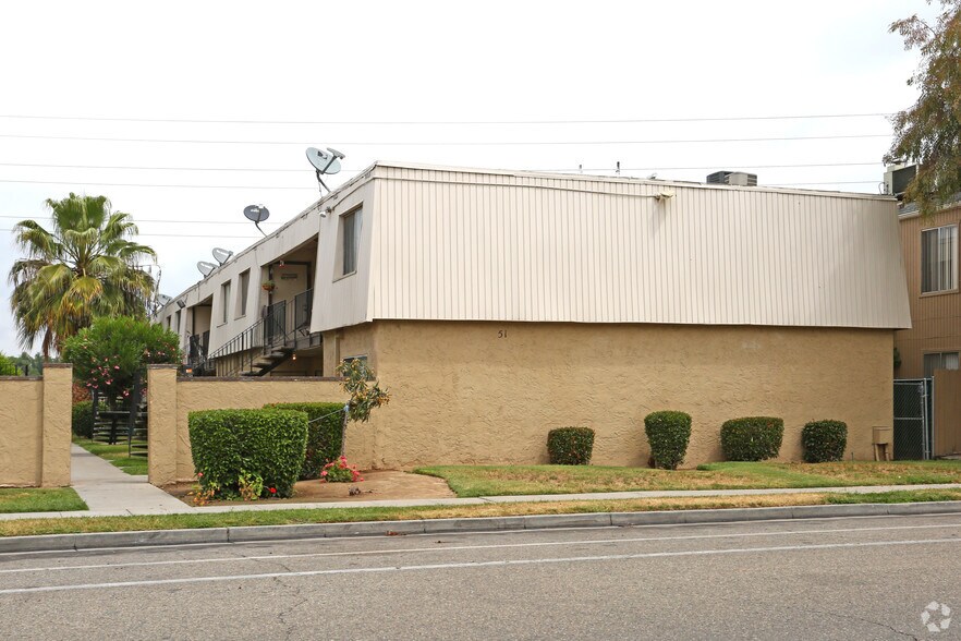 More Photos Of 51 E Dakota Ave, Fresno Apartments For Sale