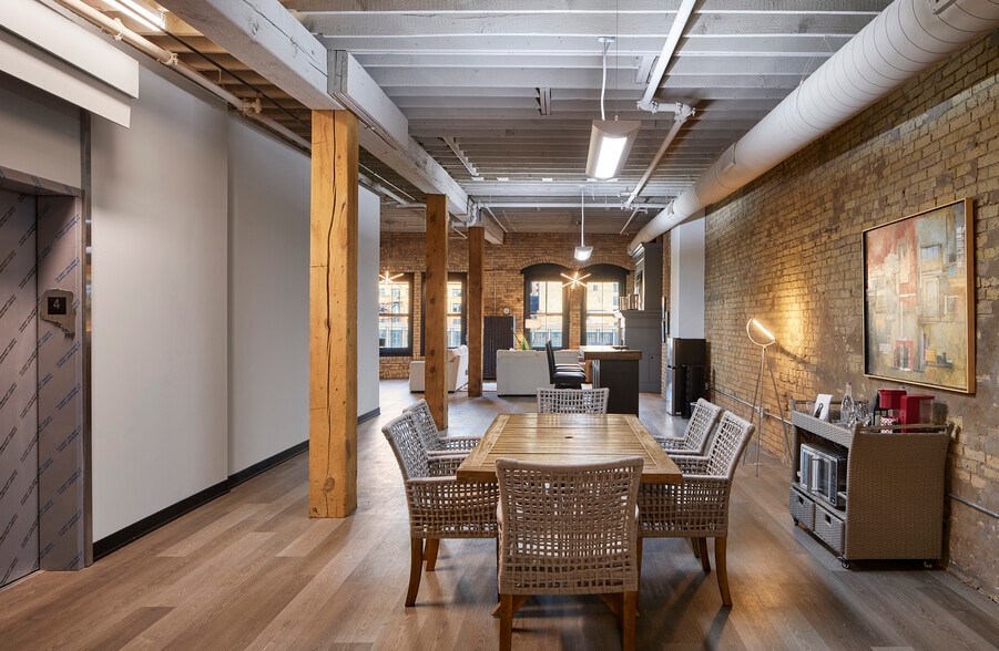 More Photos Of 418 N 3rd Ave, Minneapolis Loft Creative Space For Sale