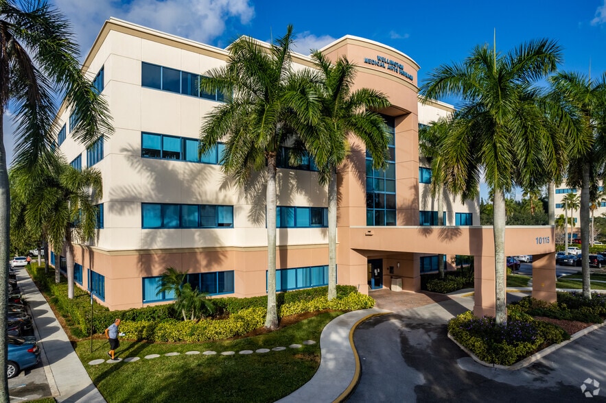 More Photos Of 10115 Forest Hill Blvd, Wellington Medical For Lease