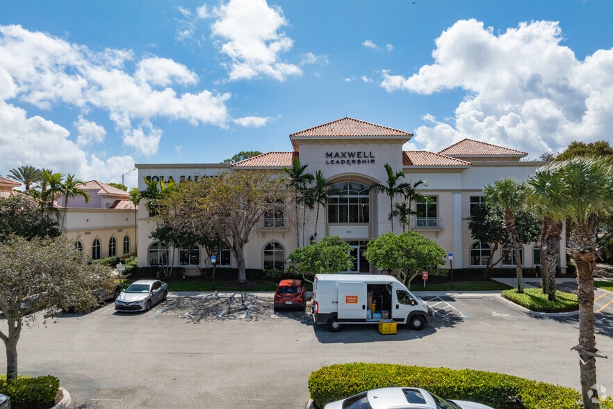 More Photos Of 2925 Pga Blvd, Palm Beach Gardens Office For Lease