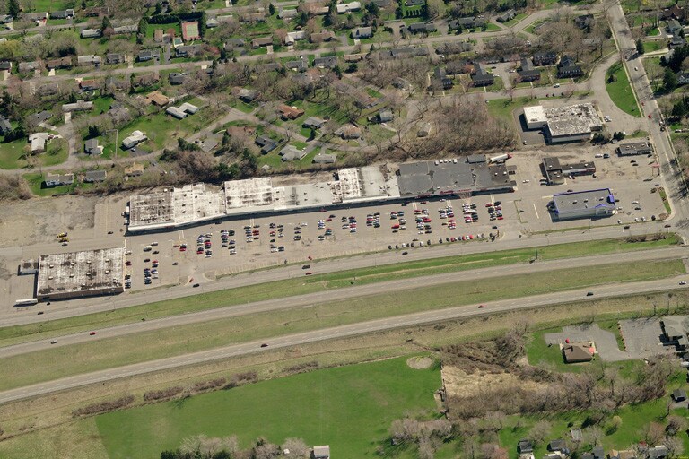 More Photos Of 1166 Central Ave, Dunkirk Unknown For Lease