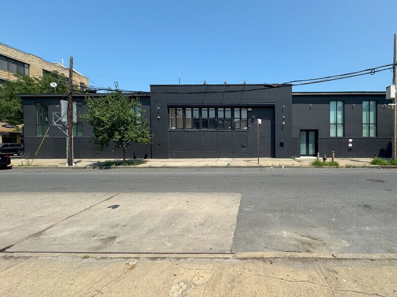 More Photos Of 65-87 Porter Ave, Brooklyn General Retail For Lease