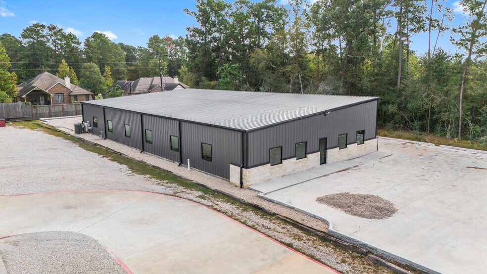 More Photos Of 402 Honea Egypt Rd, Magnolia Flex For Lease