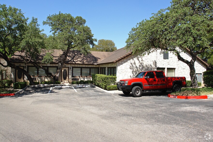 Primary Photo Of 11107 Wurzbach Rd, San Antonio Medical For Lease