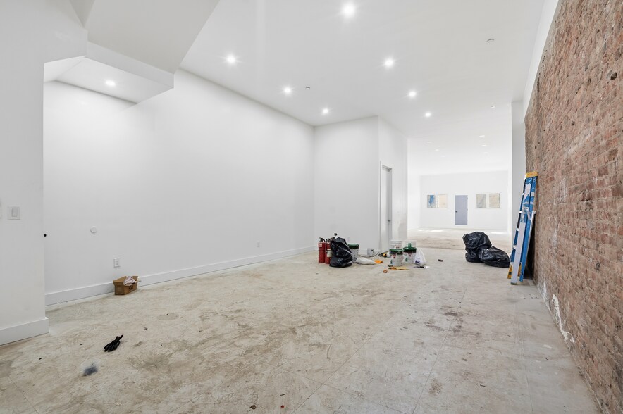 More Photos Of 1112 Fulton St, Brooklyn Storefront Retail Residential For Lease