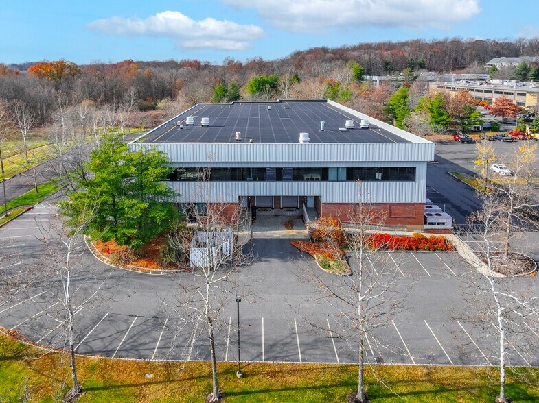 More Photos Of 45 Technology Dr, Warren Office For Sale