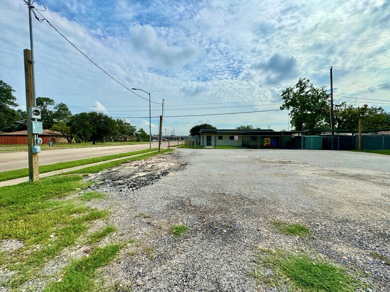 More Photos Of 5434 Melanite Ave, Houston Land For Lease