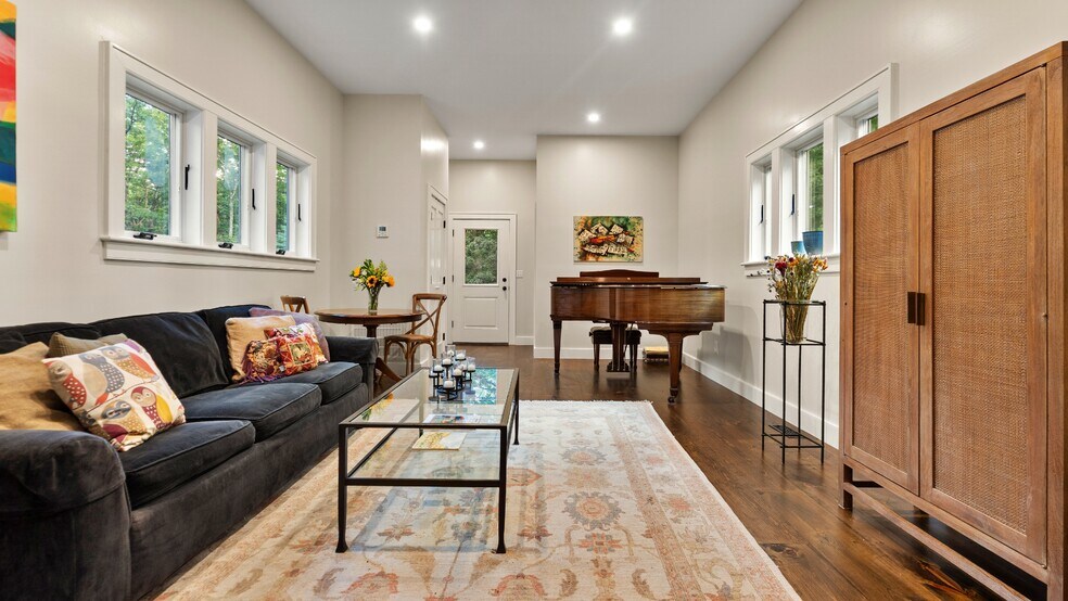 More Photos Of 4317 NY-23, Hudson Specialty For Sale