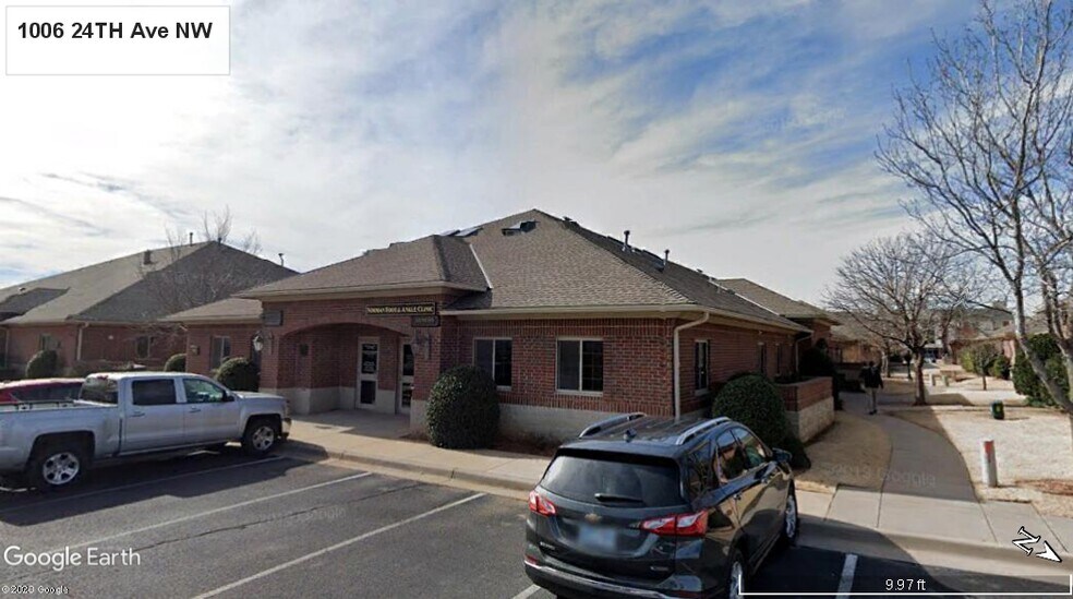 More Photos Of 1006 24th Ave NW, Norman Office For Sale