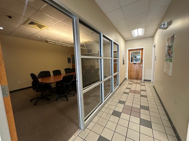 More Photos Of 2675 Lake Park Dr, North Charleston Medical For Lease