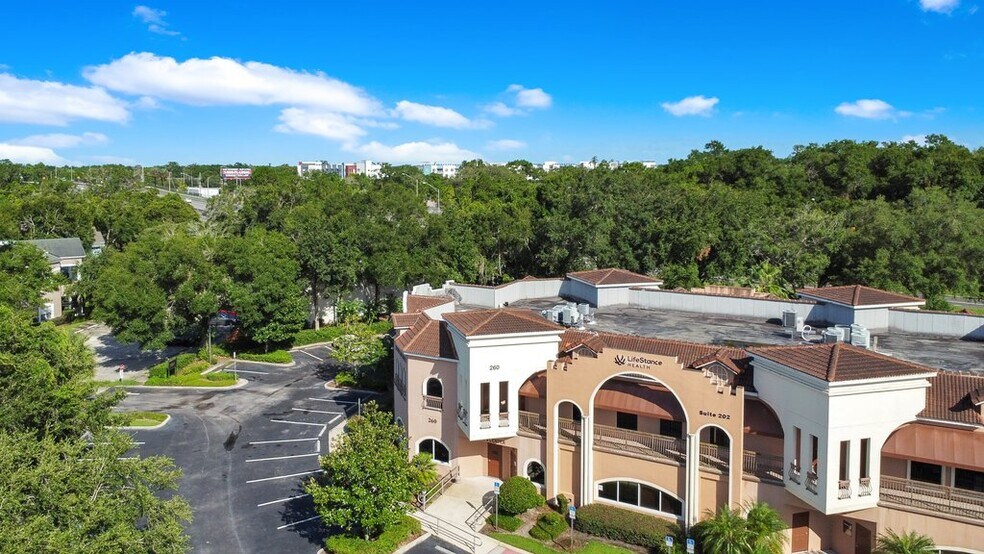 More Photos Of 260 Lookout Pl, Maitland Medical For Sale