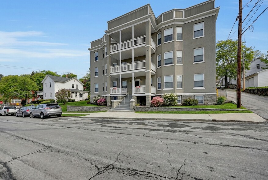 More Photos Of 1513-1515 Vine St, Scranton Apartments For Sale