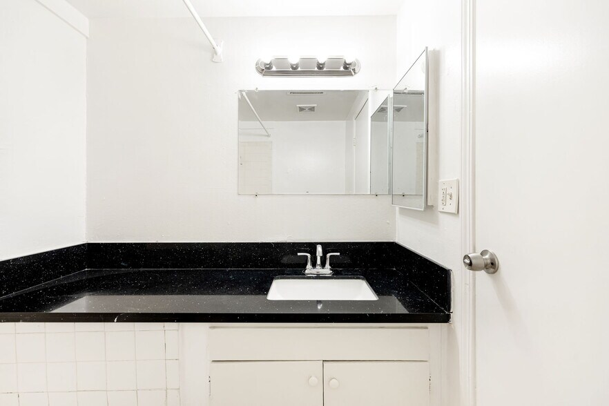 More Photos Of 217 Judson St, Redlands Apartments For Sale