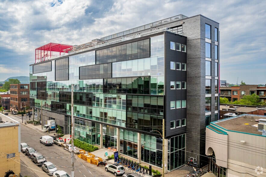 More Photos Of 7236 St Waverly, Montréal Office For Lease