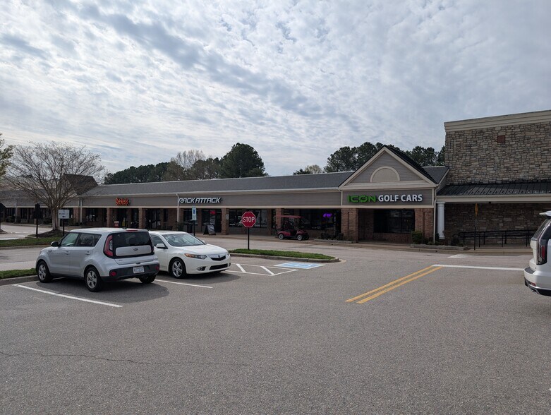 Primary Photo Of 213-450 Crossroads Blvd, Cary General Retail For Lease