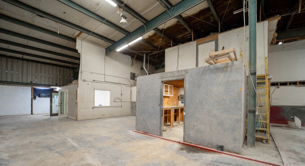 More Photos Of 1222 Chulie Dr, San Antonio Warehouse For Lease