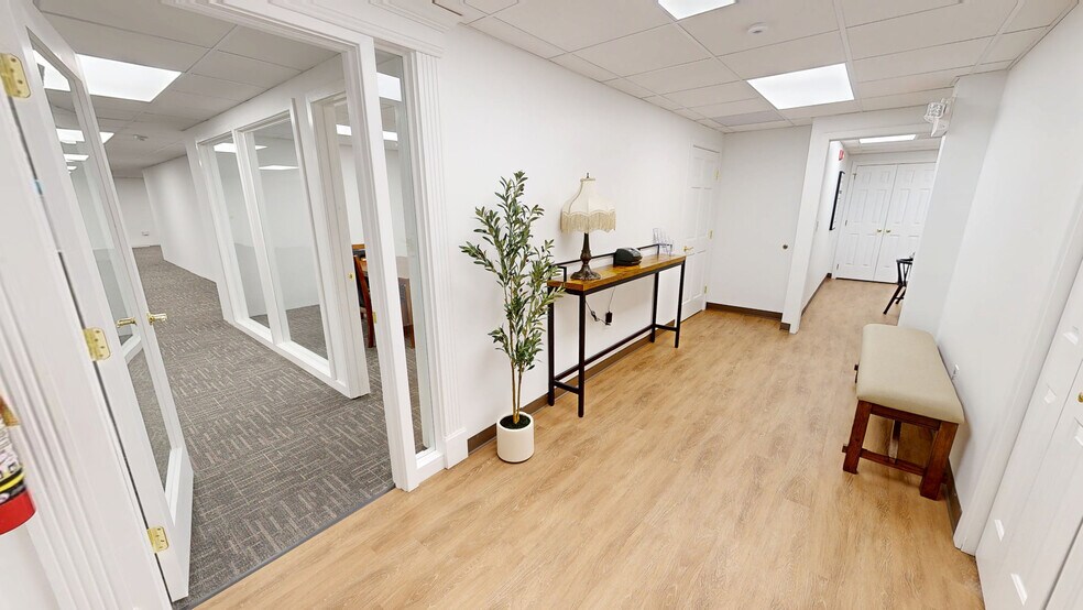 More Photos Of 1242 West Chester Pike, West Chester Office For Sale