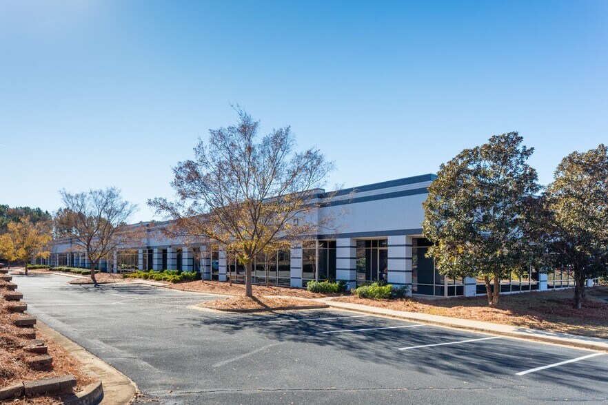 More Photos Of 1130 Hurricane Shoals Rd, Lawrenceville Medical For Lease