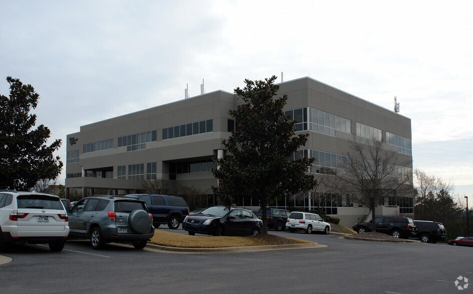 Primary Photo Of 8315 Cantrell Rd, Little Rock Medical For Lease