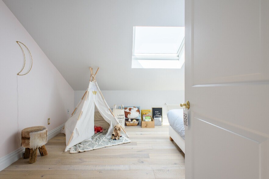 More Photos Of 62 Wyckoff St, Brooklyn Hospitality For Sale