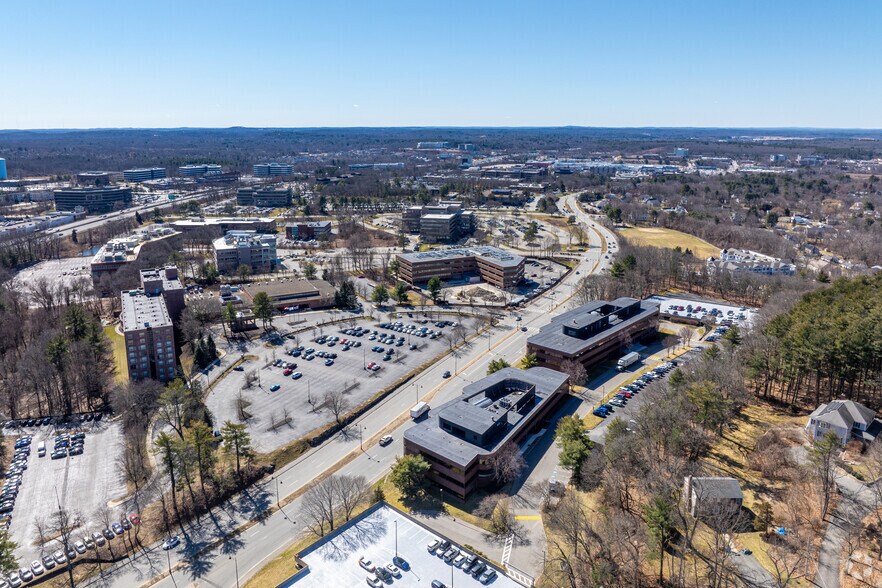 More Photos Of 10 Burlington Mall Rd, Burlington Office For Lease