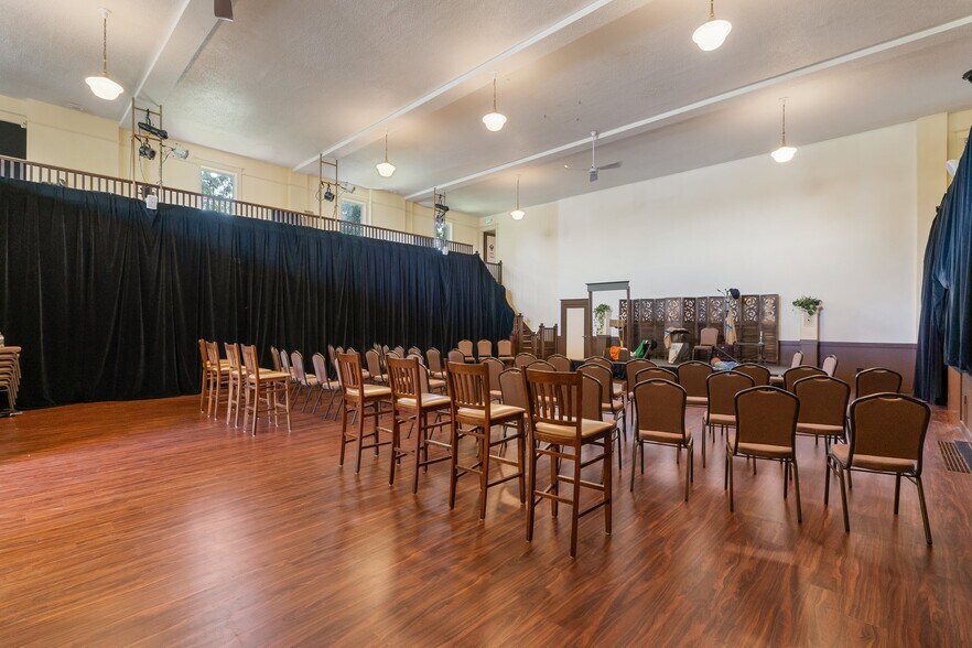 More Photos Of 5131 NE 23rd Ave, Portland Religious Facility For Sale