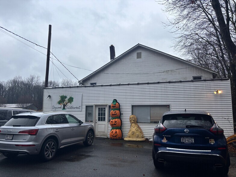 More Photos Of 328 N Grand Ave, Poughkeepsie Warehouse For Sale