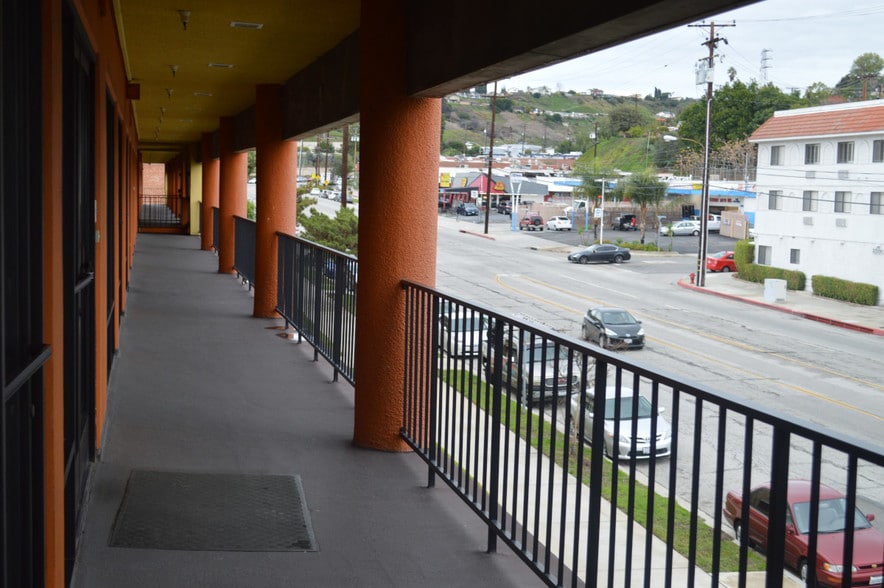 More Photos Of 1455 Monterey Pass Rd, Monterey Park Office Residential For Sale