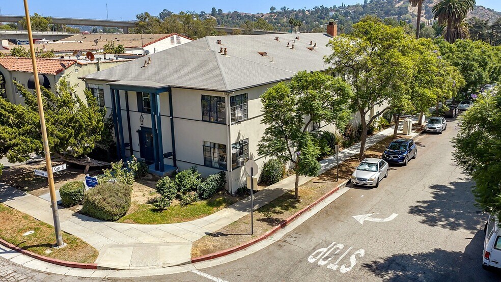 More Photos Of 1600 E Broadway, Glendale Apartments For Sale