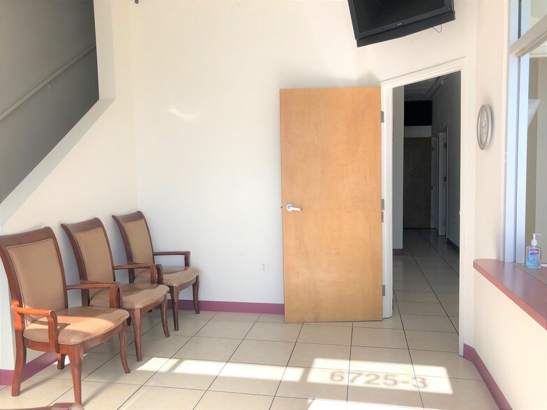 More Photos Of 6725 S Eastern Ave, Las Vegas Medical For Lease