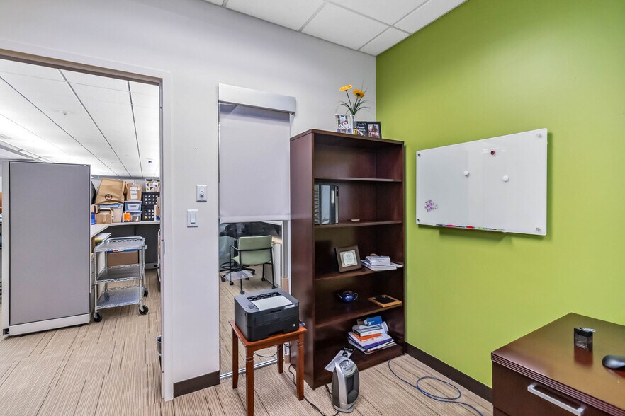More Photos Of 11002 Lake Hart Dr, Orlando Religious Facility For Lease