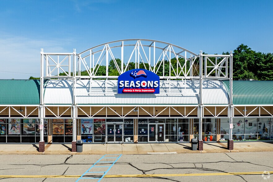 More Photos Of 7900 McKnight Rd, Pittsburgh Unknown For Lease