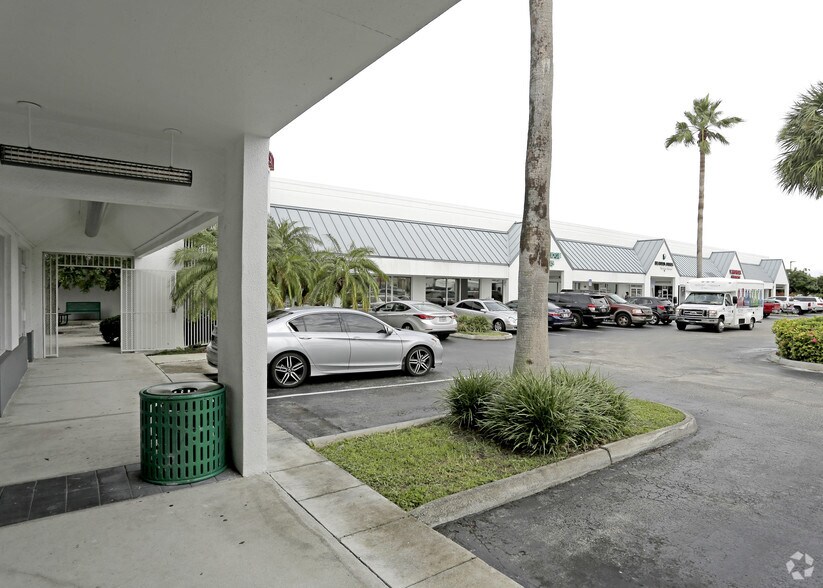 More Photos Of 18932-18970 S Dixie Hwy, Cutler Bay Daycare Center For Lease