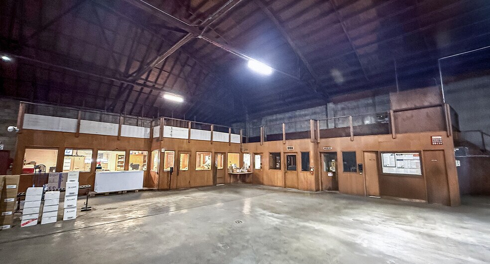 More Photos Of 1945 W Yale Ave, Fresno Warehouse For Sale