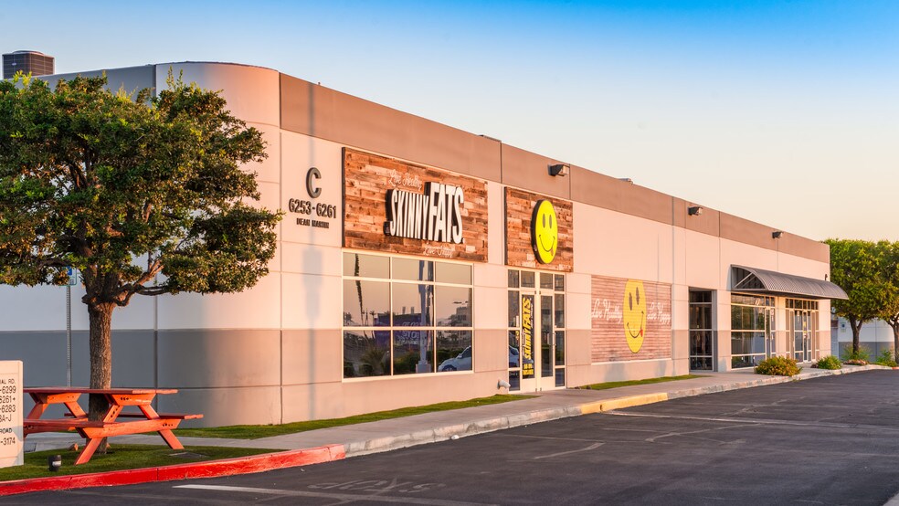 More Photos Of 6285-6293 Dean Martin Dr, Las Vegas Light Manufacturing For Lease