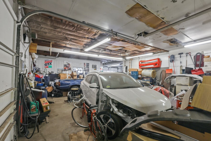 More Photos Of 19 Benefit St, Pawtucket Industrial For Sale