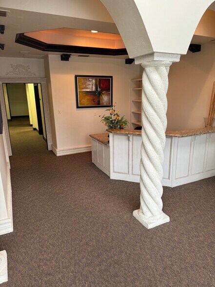 More Photos Of 2051 Trade Center Way, Naples Flex For Sale