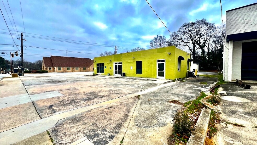 Primary Photo Of 2824 Church St, Atlanta Freestanding For Sale