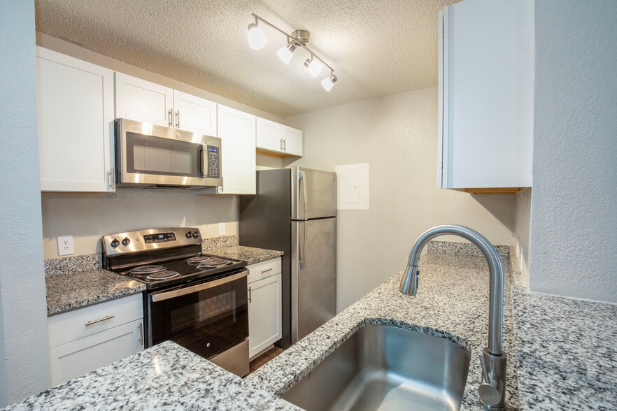 More Photos Of 100 Powell Blvd, Daytona Beach Apartments For Sale