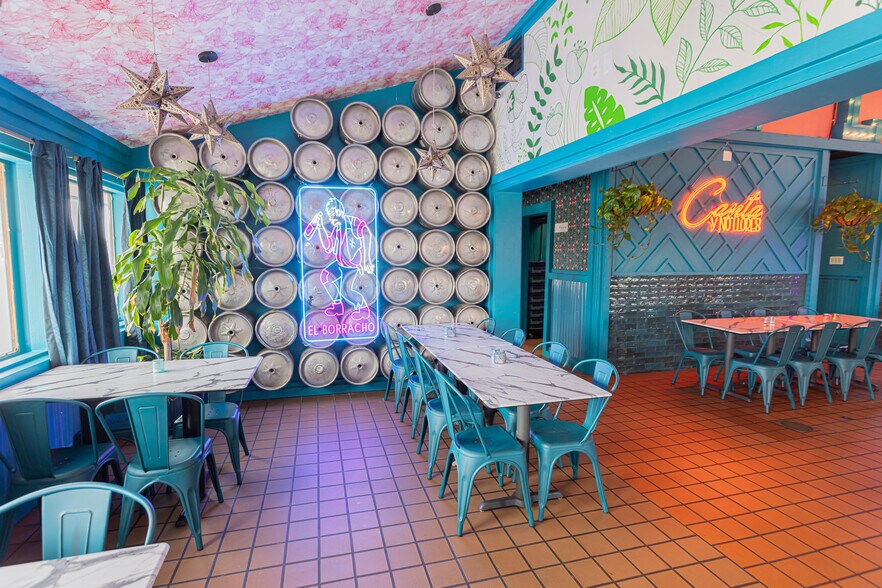 More Photos Of 109 S US Highway 77 Byp, Kingsville Restaurant For Sale