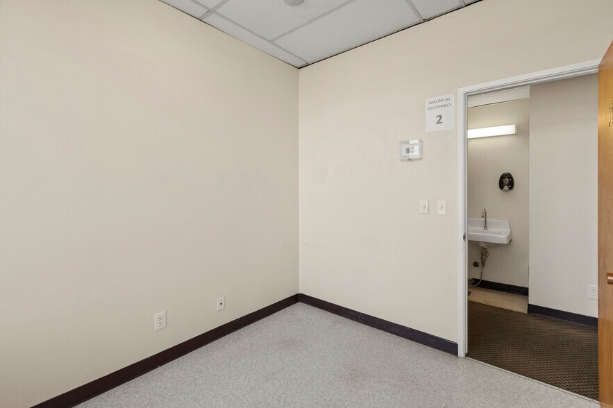 More Photos Of 455 Arkansas St, San Francisco Office For Lease