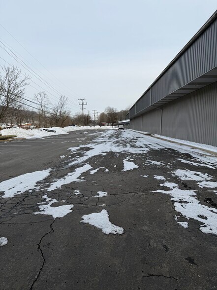 More Photos Of 4388 Gibsonia Rd, Gibsonia Warehouse For Lease