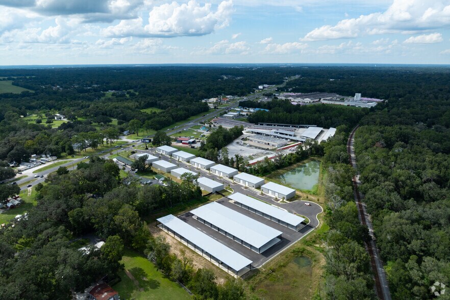 More Photos Of 5741 S Pine Ave, Ocala Service For Lease