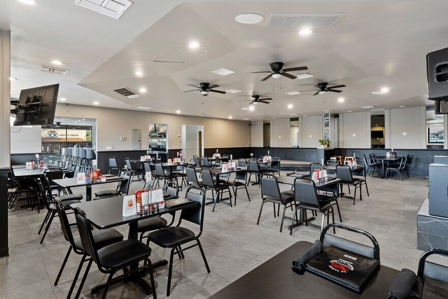 More Photos Of 7425 El Camino Real, Atascadero Storefront Retail Office For Sale