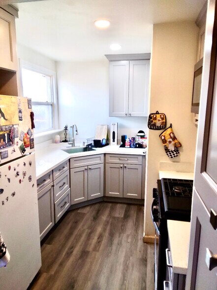 More Photos Of 1109 54th St, Oakland Multifamily For Sale